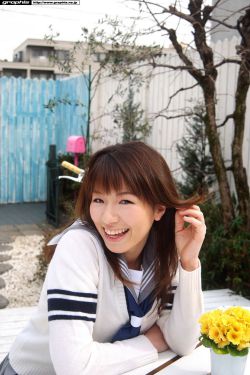 小孩暴躁少女CSGO视频